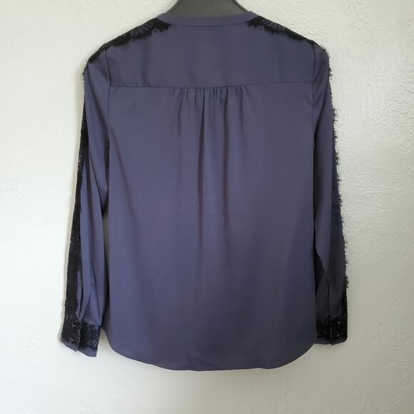 New with Tags Ann Taylor Button Up Shirt Blue with Black Lace Detail 4 Petite - Picture 5 of 10